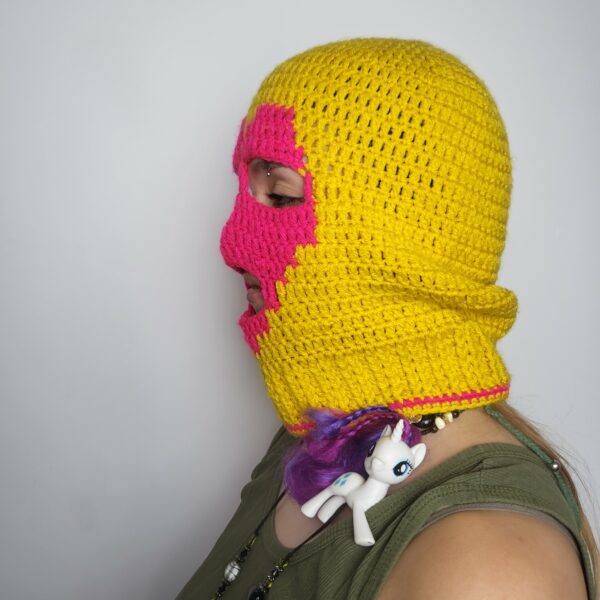 Cagoule jaune coeur rose – Image 2